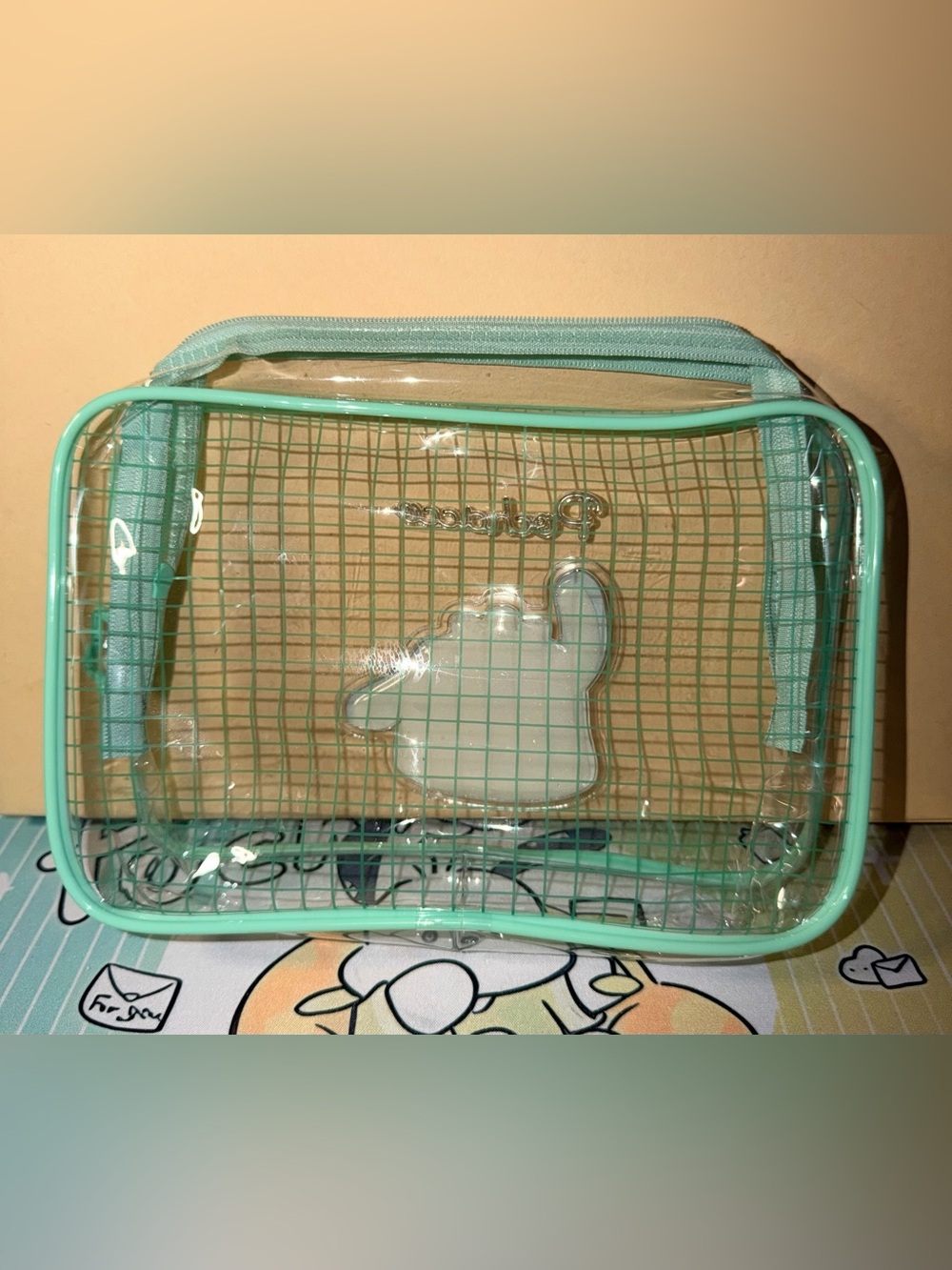 💚NWOT Pochacco Clear Cosmetic/Utencils Bag with Mint lining - Picture 2 of 3